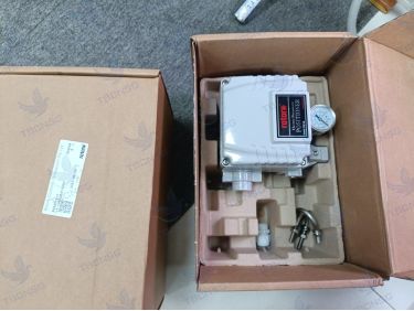 Bộ định vị đóng mở van Rotork YTC model YT 1000 LSN132S0