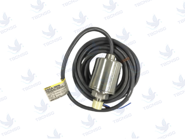 Cảm biến áp suất Omron E8AA-M05 0-500 2M đo áp suất 0 – 5 Bar ngõ ra 4-20mA