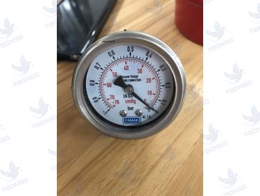 Đồng hồ áp suất Yamaki vỏ Inox chân đồng kết nối chân sau