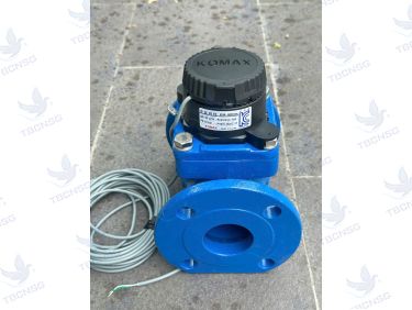 Đồng hồ nước Komax dây xung