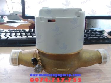 Đồng hồ nước Sensus model 405S nối ren Class B