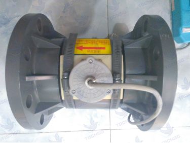 Đồng hồ nước thải EMS thân nhựa nối bích
