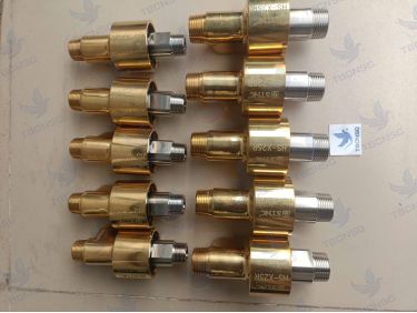 Khớp nối xoay STNC dòng HS ren 21mm đến 49mm xoay trái phải