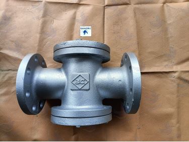 Kính quan sát dòng chảy DR Đài Loan thân inox gang kết nối mặt bích