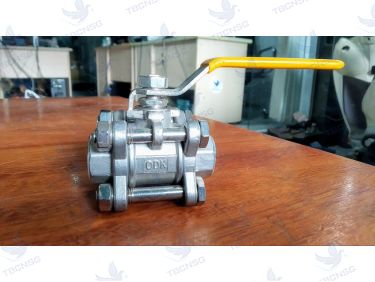 Van bi Akizta thân inox nối ren PN16