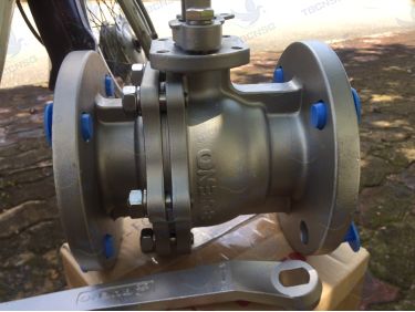 Van bi Bueno F601 F602 F603 mặt bích 2 mảnh