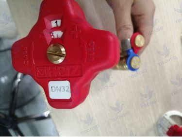 Van cân bằng Herz HERZ STROMAX 4017M thân đồng DZR chuẩn BS7350