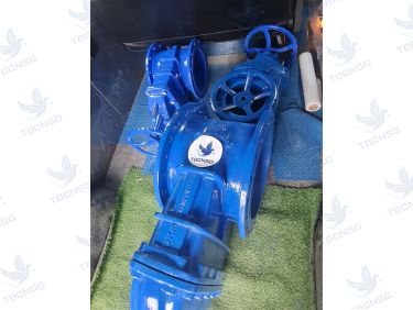 Van cổng OKM Malaysia