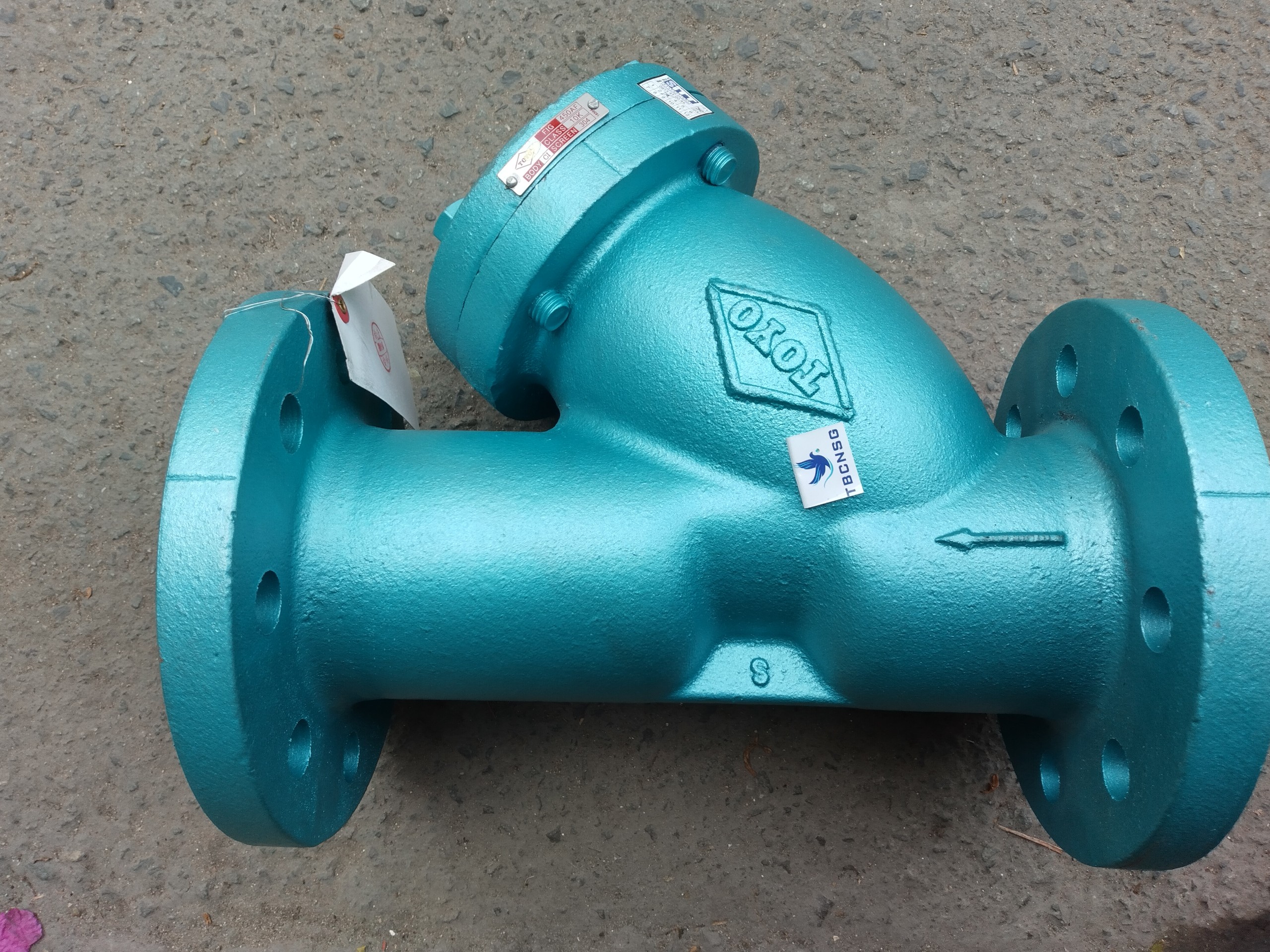 Y strainer installation